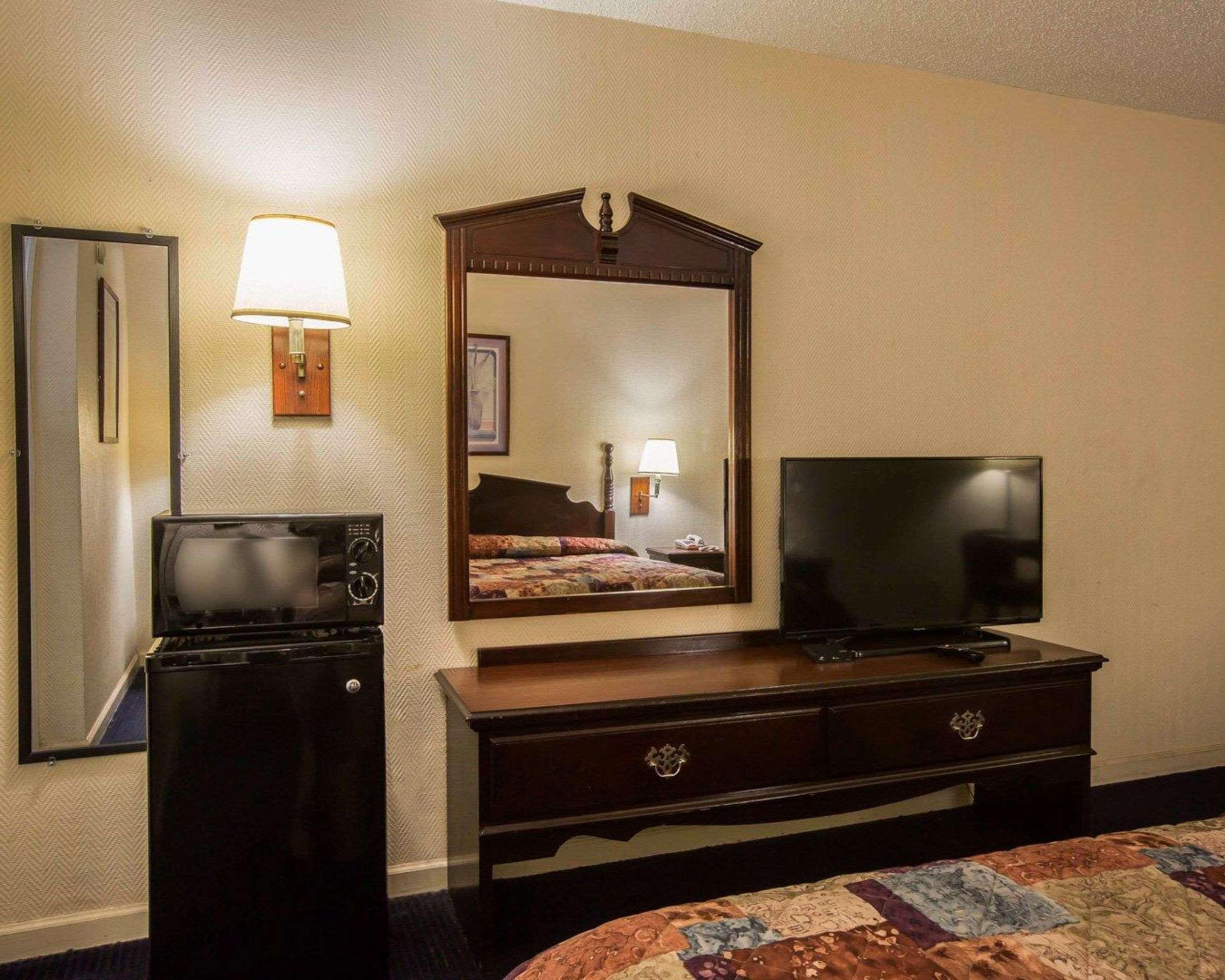 Rodeway Inn Феникс-сити Экстерьер фото