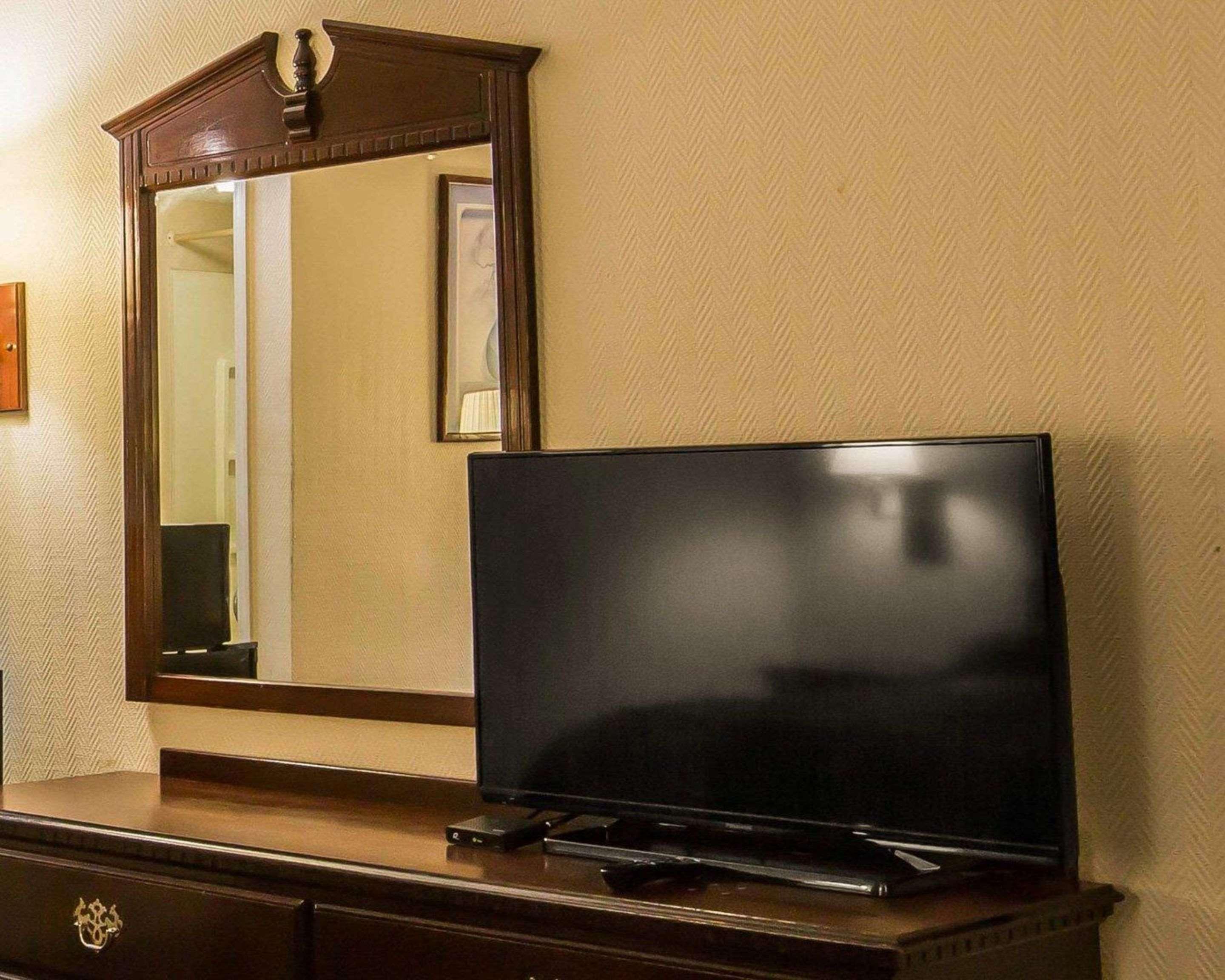 Rodeway Inn Феникс-сити Экстерьер фото